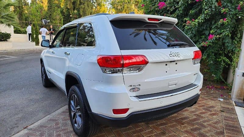 Jeep Grand Cherokee 2018 9