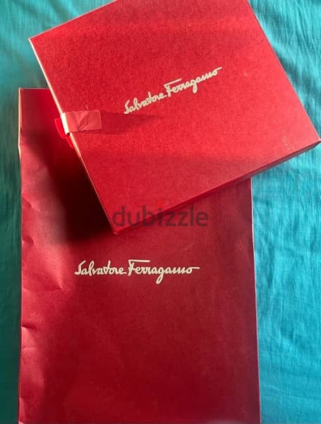 original ferragamo scarf made in Italy (not used) 1