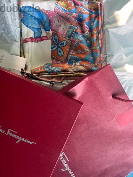 original ferragamo scarf made in Italy (not used) 2