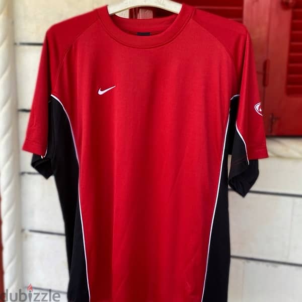 NIKE Red Sports T-Shirt 2004. (XXL) 1