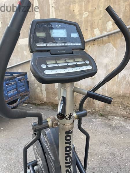 elliptical nordictrack like new for home and gym used heavy duty 3