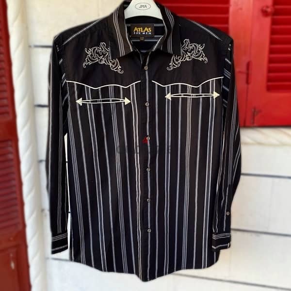 ATLAS FOR MEN Western Vintage Black Shirt. (M/L) 1