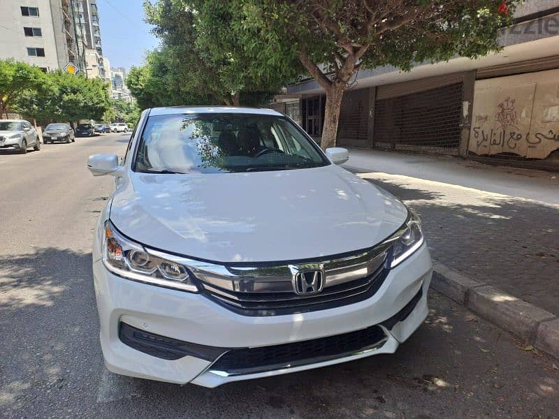 Honda Accord 2017 3