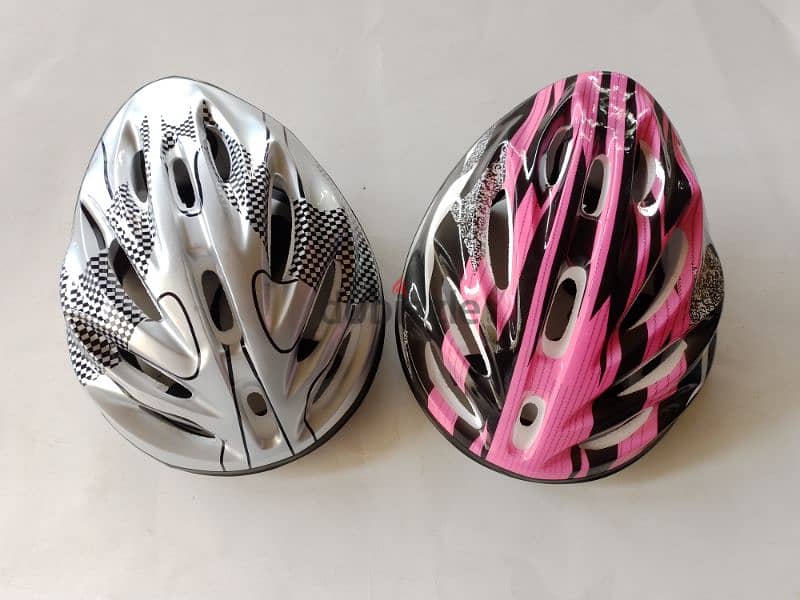 bike helmet  5 $ each 0