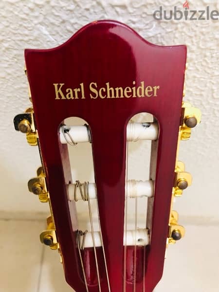 Karl Schneider medium size classical guitar 1