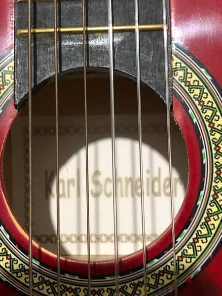 Karl Schneider medium size classical guitar 3