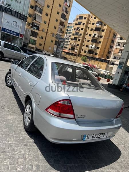 Nissan Sunny 2011 2