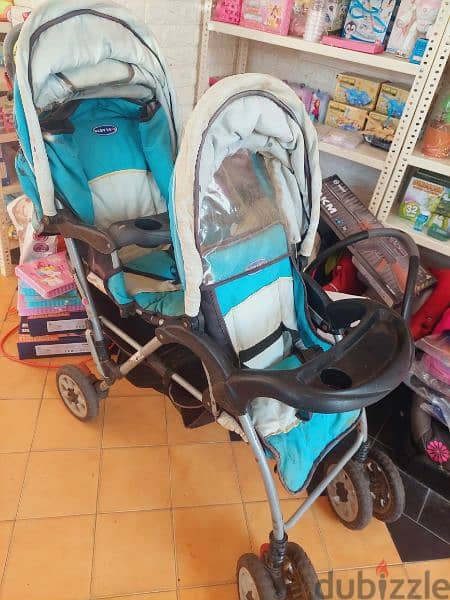 عرباية توأم /طفلين مستعملةbabylove brand twins stroller 2