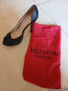 valentino new size 37 0