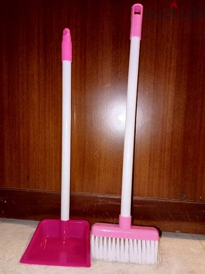 My First Broom: A Fun and Safe Cleaning Toy for Little Helpers!!