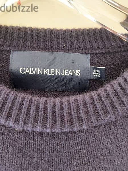 Calvin Klein sweater size small 1