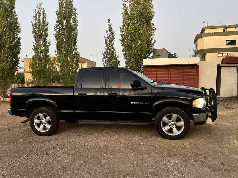 Dodge Ram 2005 1500 hemi v8 5.7L 2