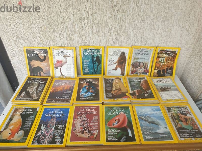 huge collection of national geographic,240 magazines 11