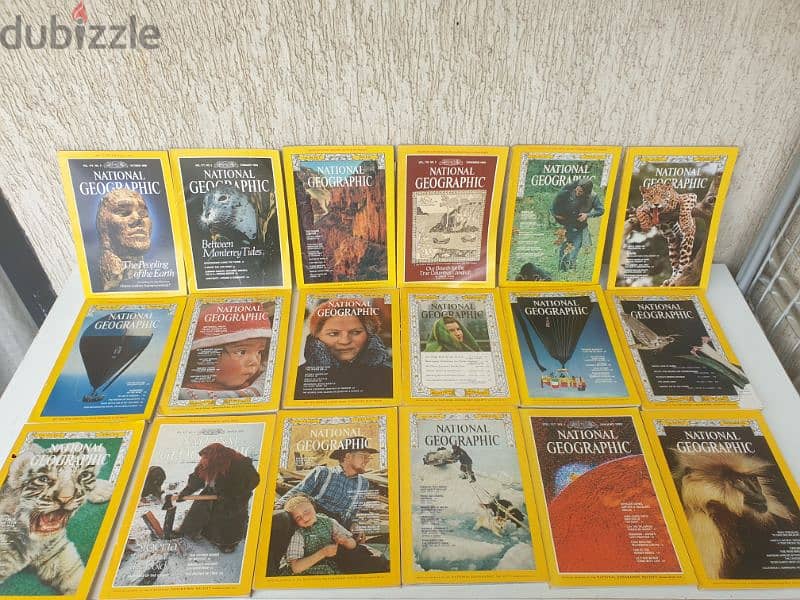 huge collection of national geographic,240 magazines 14