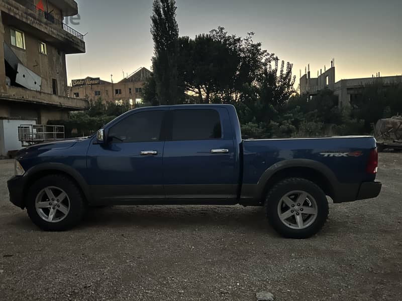 Dodge Ram 2010 hemi v8 5.7L 2010 TRX4 2