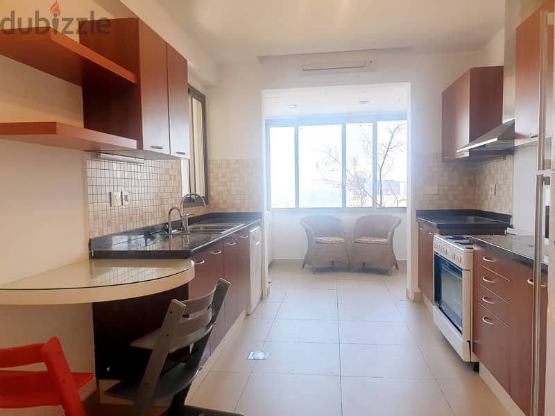 L15861- 4 Bedroom Apartment for Sale in Achrafieh, Geitawi 8