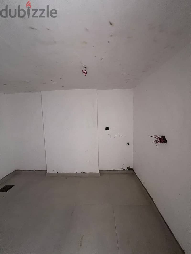 Apartment for sale in Jouret el Ballout  شقة للبيع في جورة البلوط 13