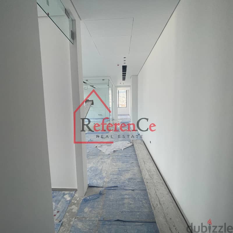 Office For Rent Mirna El Chalouhi. مكتب للإيجار ميرنا الشالوحي 1