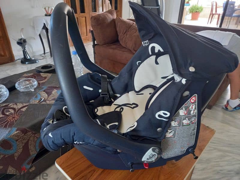 car seat in very good condition 1