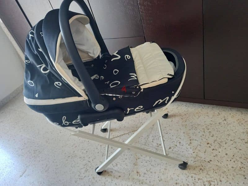 car seat in very good condition 2