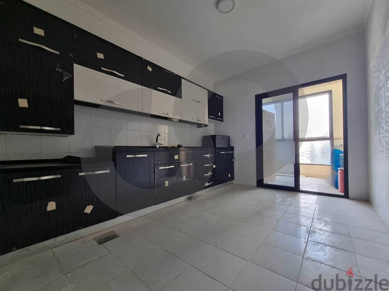 Luxurious apartment in dohat aramoun/ دوحة عرمون  REF#OM110234 3