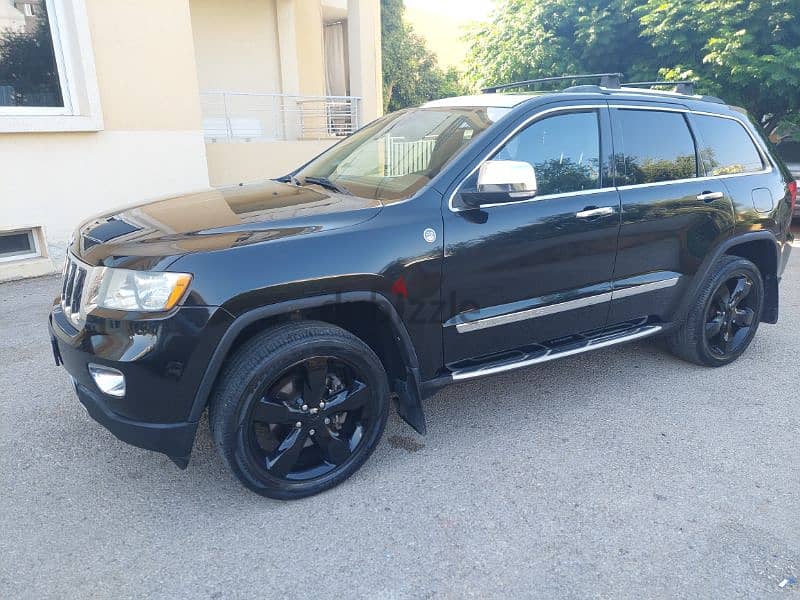 Jeep Grand Cherokee Overland 2011 18