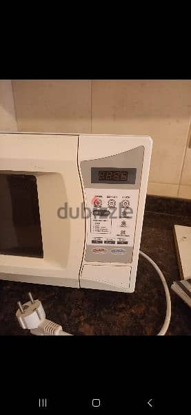 microwave daewoo white 1