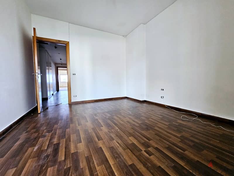 RA24-3553 Elegant Apartment in cola, 220m² is now for rent 5