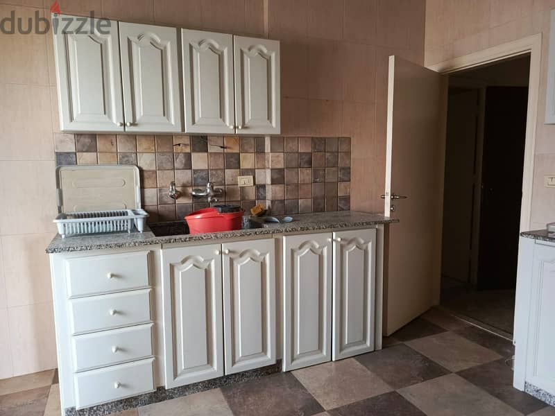 Apartment For Sale In Qornet El hamraشقة للبيع في قرنة الحمرا 2