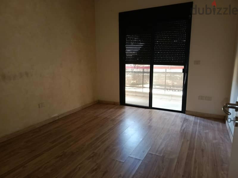 Apartment For Sale In Qornet El hamraشقة للبيع في قرنة الحمرا 6