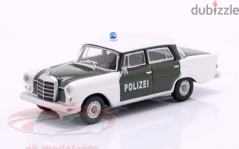 Mercedes (W110) Police 1961 diecast car model 1;64. 1