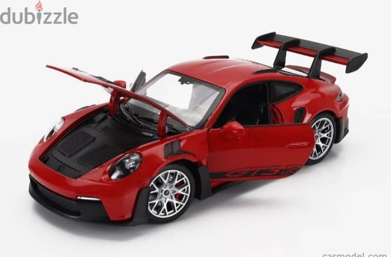 Porsche 911(992) GT3 RS 2023 diecast car model 1:24. 3