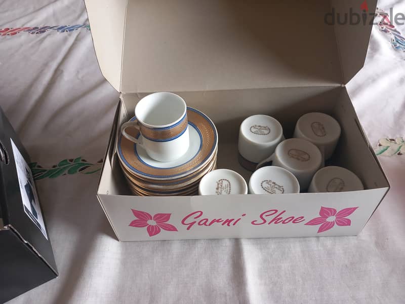 arabic cofee cups with saucers. 2