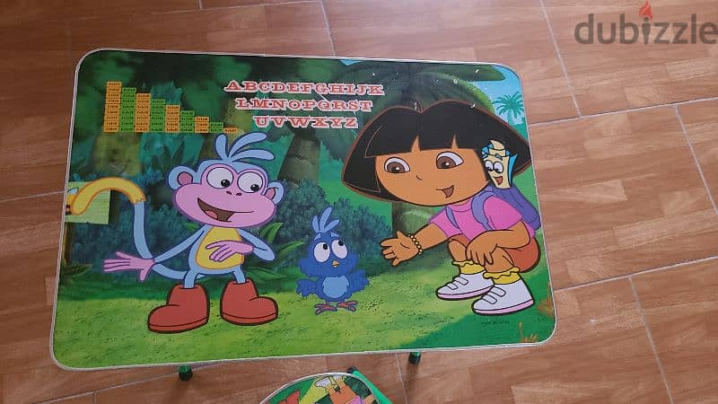 Dora Kids Table and 1 chair 1