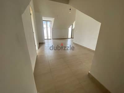 Roof for rent in Mansourieh روف للايجار في المنصورية