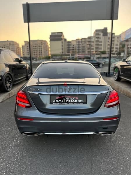 Mercedes-Benz E-Class 2017 3