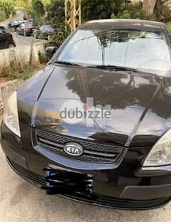 Kia Rio 2008 driven by a lady