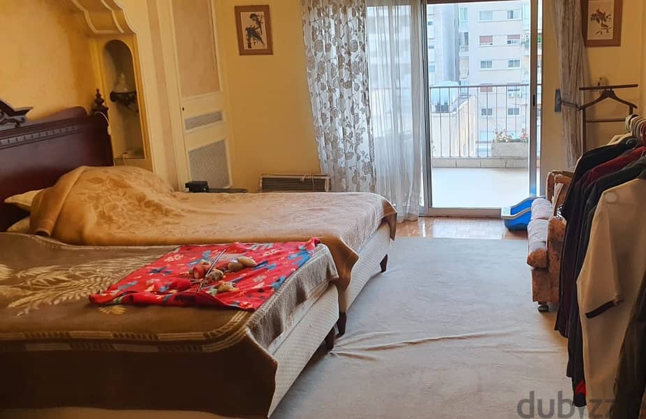 Apartment For Sale In Achrafieh 5