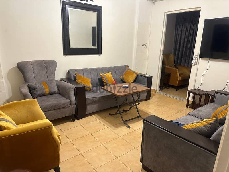 MAR ELIAS WITH PARKING (200SQ) 3 BEDROOMS / CATCH (BT-968) 1