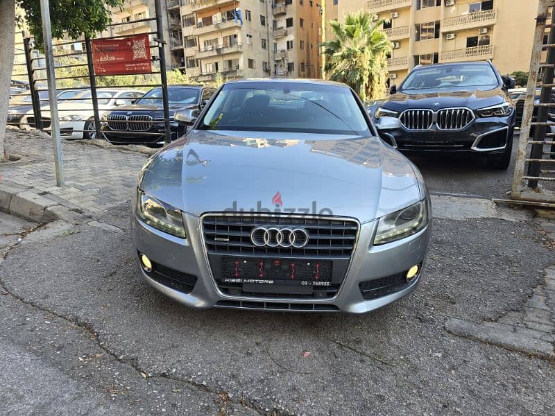 Audi A5 quattro 2011 1