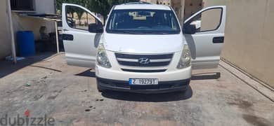 Hyundai H1 2011