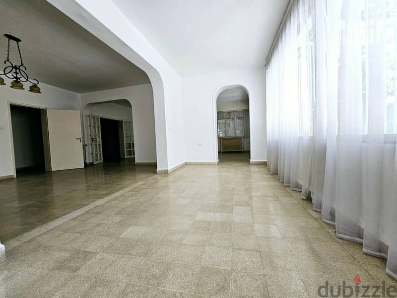 RA24-3554 Spacious Apartment in Hamra, 250m² is now for rent 3