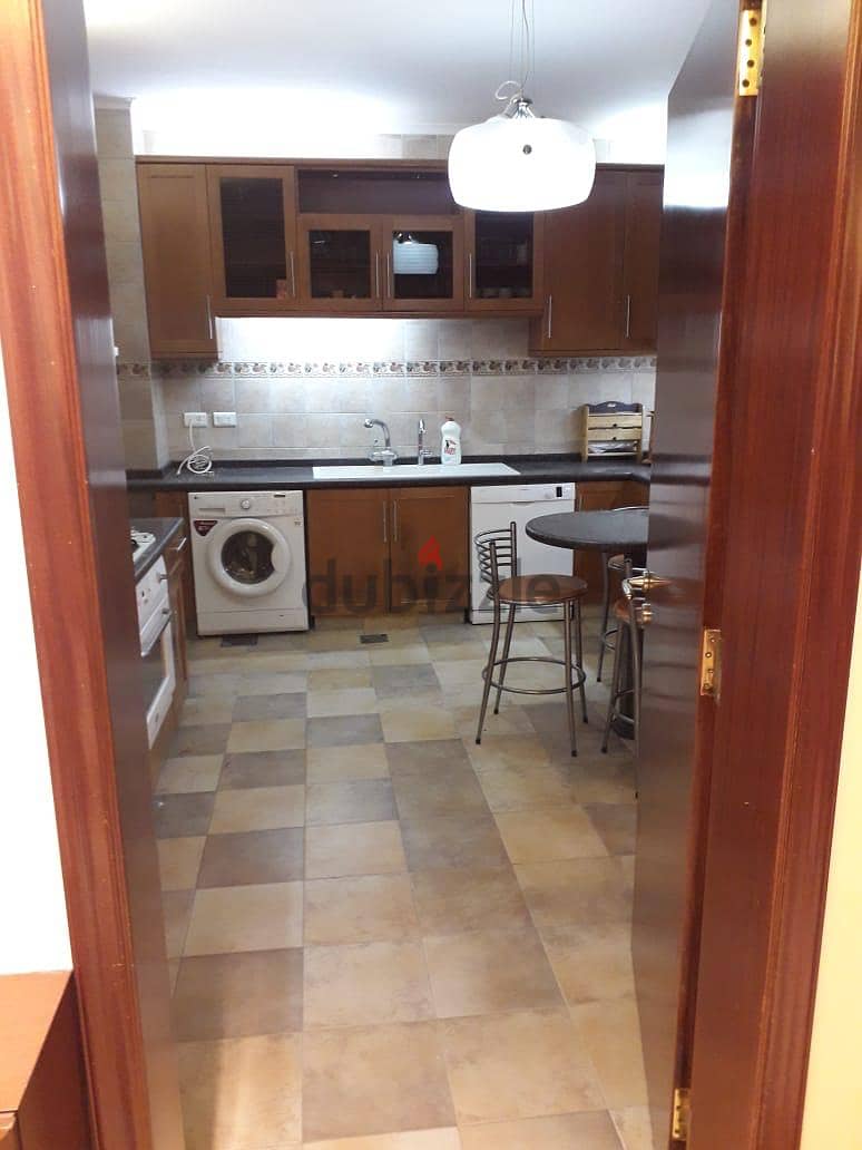 SPACIOUS APARTMENT IN AIN EL TINEH PRIME (300SQ) 3 BEDROOMS , (JNR-314 5