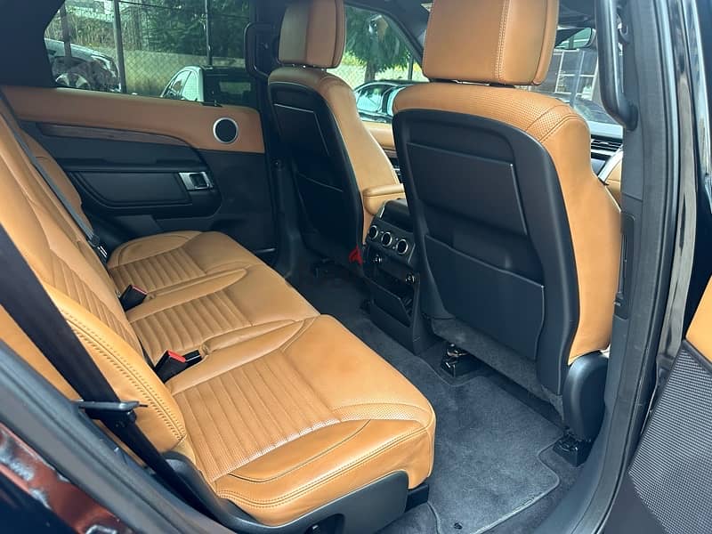 Land Rover Discovery 2017 HSE  laggery full 7 seters 7