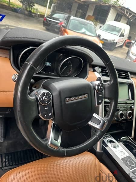 Land Rover Discovery 2017 HSE  laggery full 7 seters 12