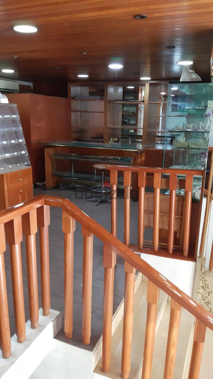 Prime Location Shop in Baabda Town, Baabda 1