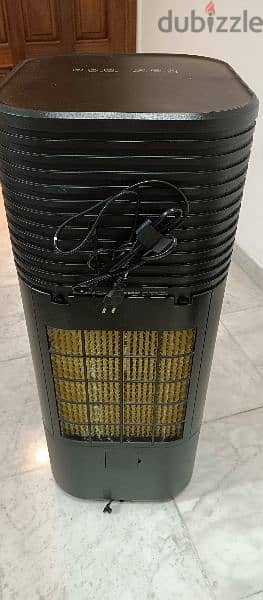 gree air cooler. low electricity consumption. barely used 1