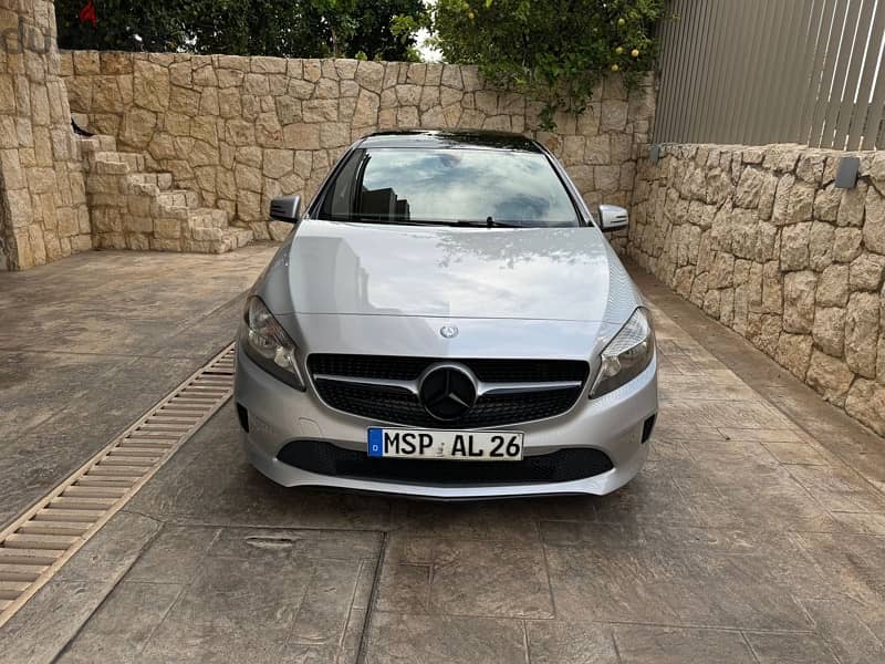 Mercedes-Benz A-Class A180  2016 imp. from germany! full options 5