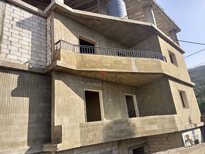 وحدات سكنية للبيع جاهزة او قيد الإنشاء في حلبا شمال لبنان 3