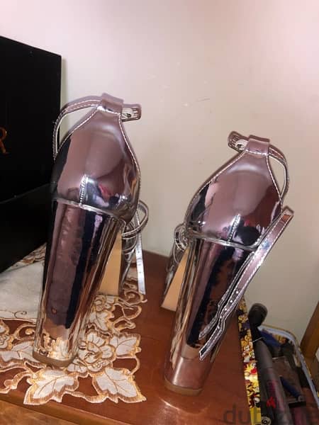 Silver heels good quality like a new 3